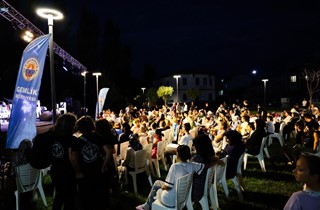 Gemlik'te Yaz Akşamları Renkleniyor